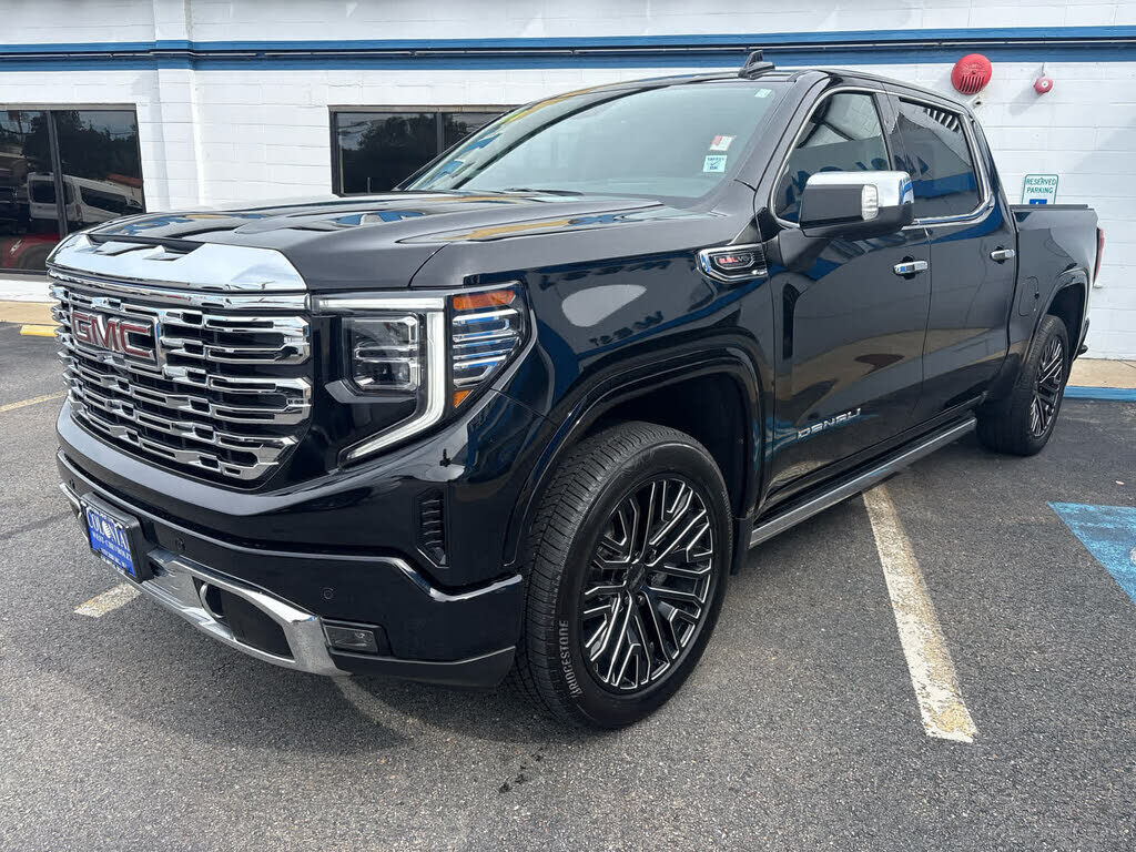 2023 GMC Sierra
