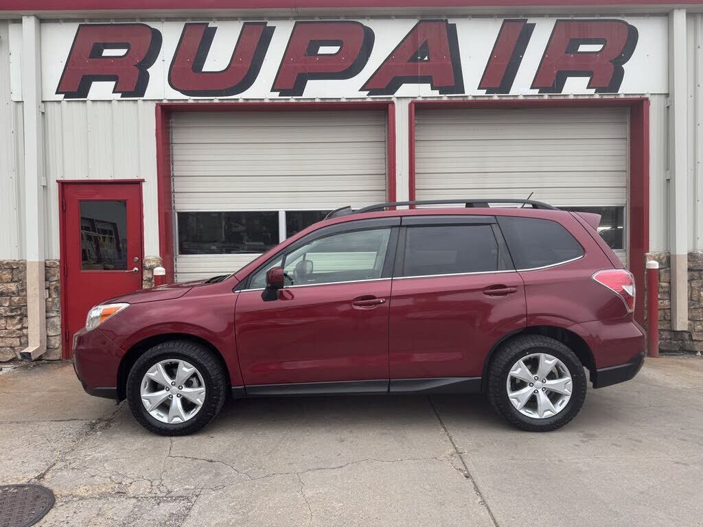 2014 SUBARU Forester