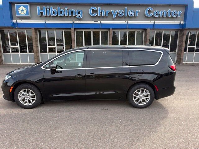 2025 CHRYSLER Pacifica