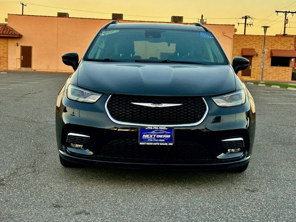 2021 CHRYSLER Pacifica