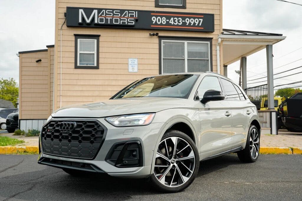 2021 AUDI SQ5