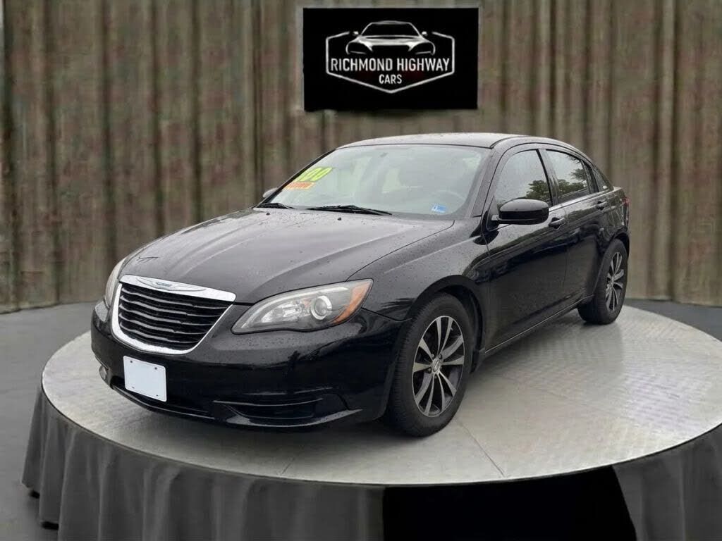 2014 CHRYSLER 200