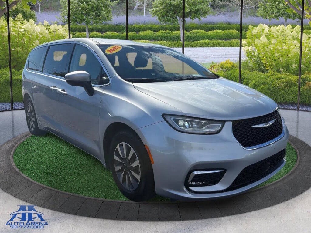 2023 CHRYSLER Pacifica