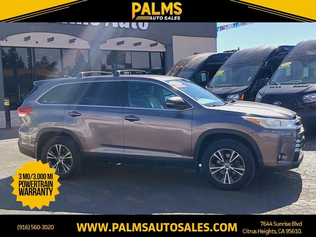 2019 TOYOTA Highlander