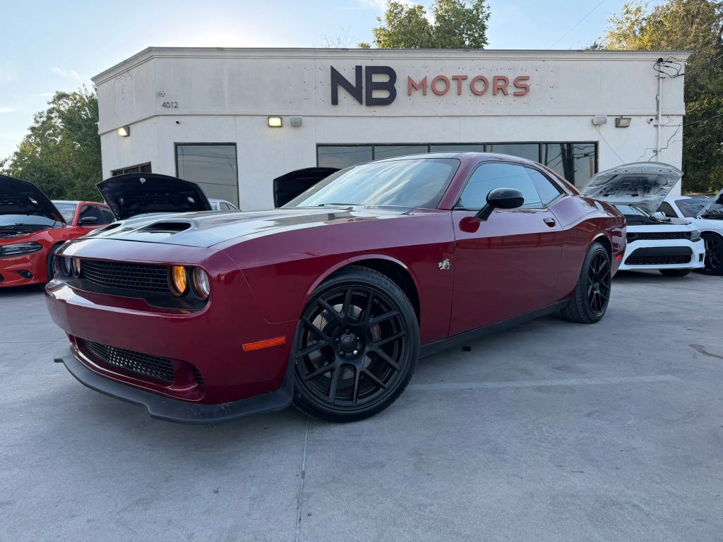 2017 DODGE Challenger