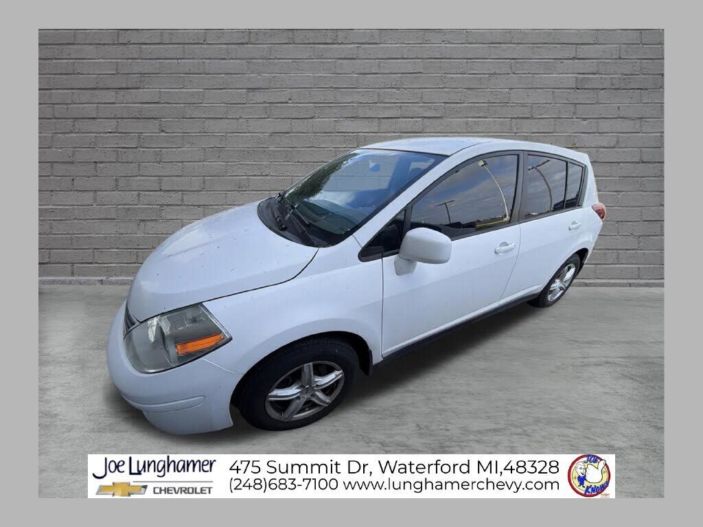 2010 NISSAN Versa