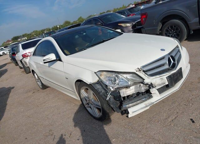2012 MERCEDES-BENZ E-Class