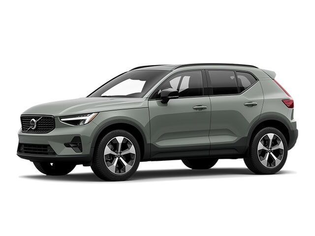 2025 VOLVO XC40