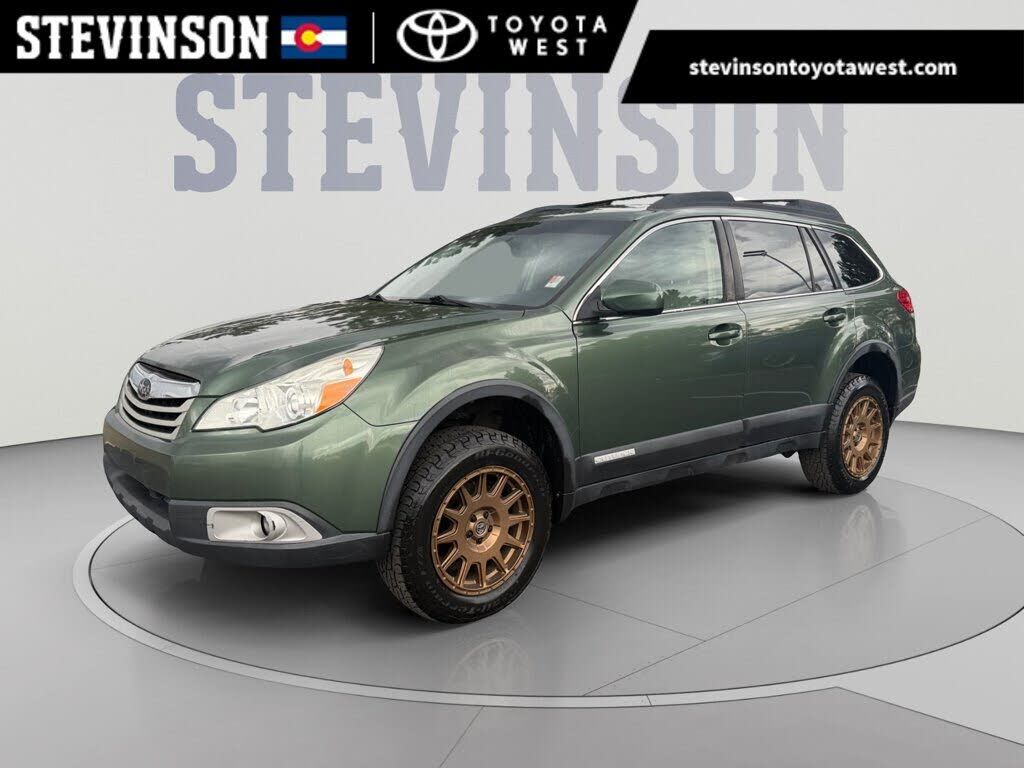 2012 SUBARU Outback