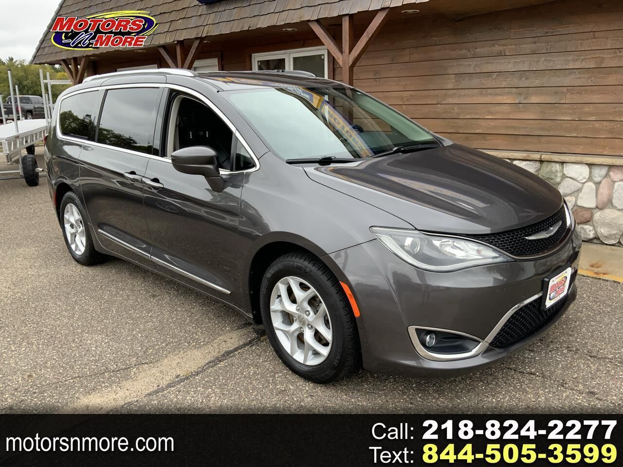 2017 CHRYSLER Pacifica