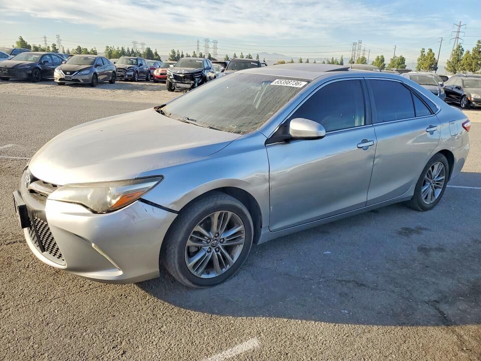 2017 TOYOTA Camry