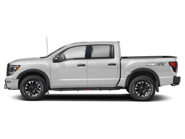 2022 NISSAN Titan