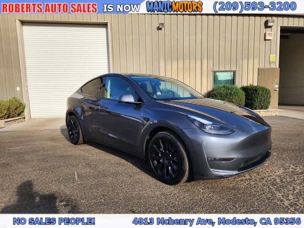 2023 TESLA Model Y