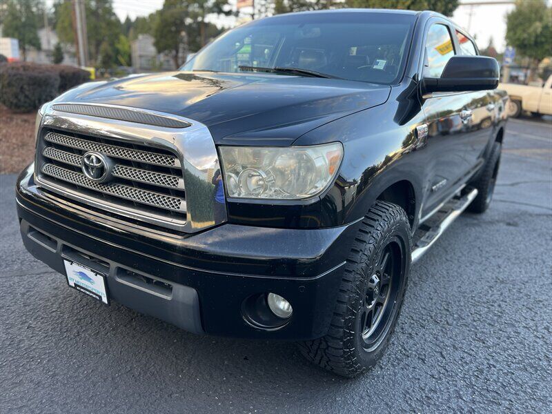 2008 TOYOTA Tundra