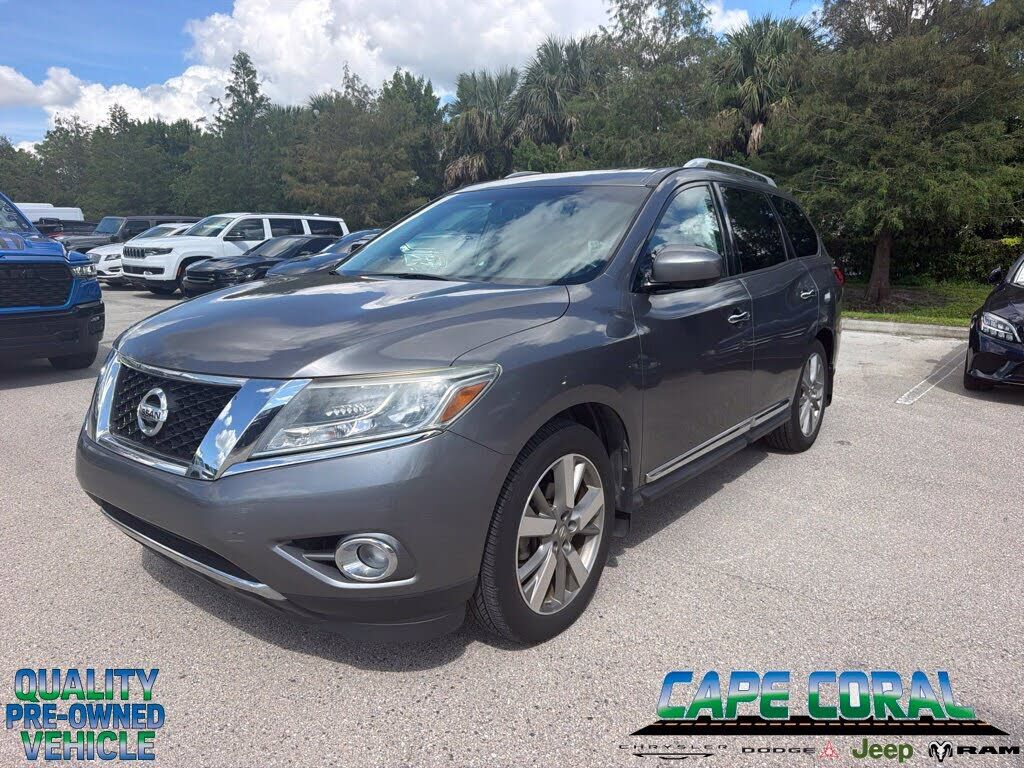 2016 NISSAN Pathfinder