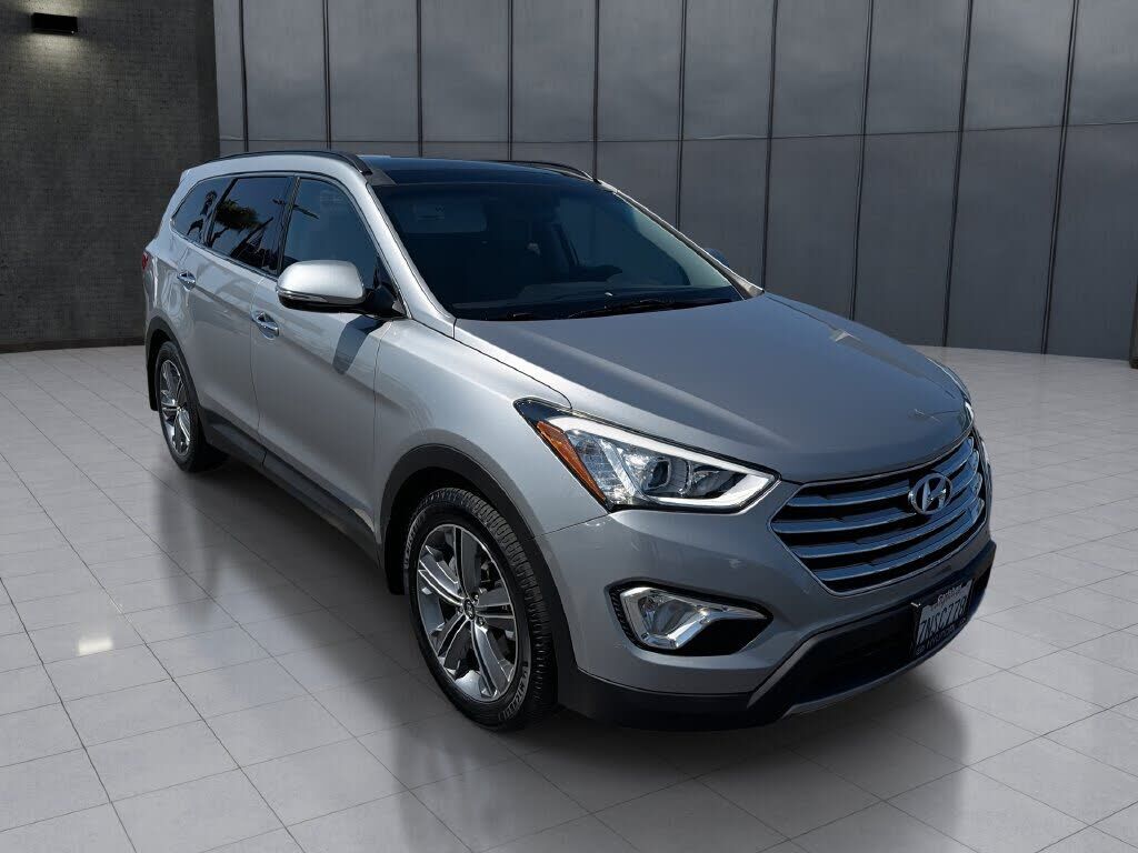 2016 HYUNDAI Santa Fe