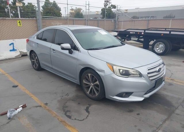 2015 SUBARU Legacy