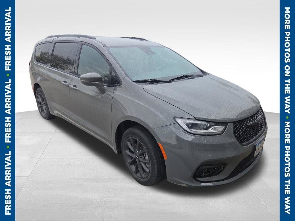 2021 CHRYSLER Pacifica