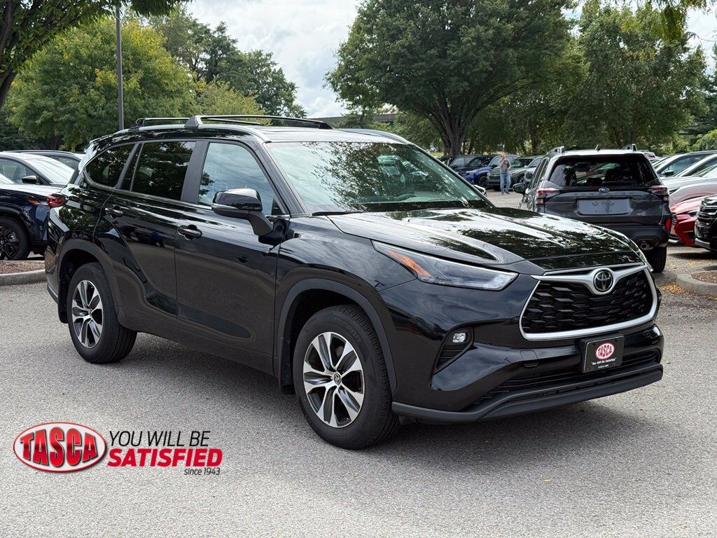 2023 TOYOTA Highlander