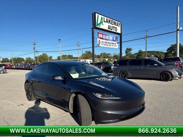 2026 TESLA Model 3