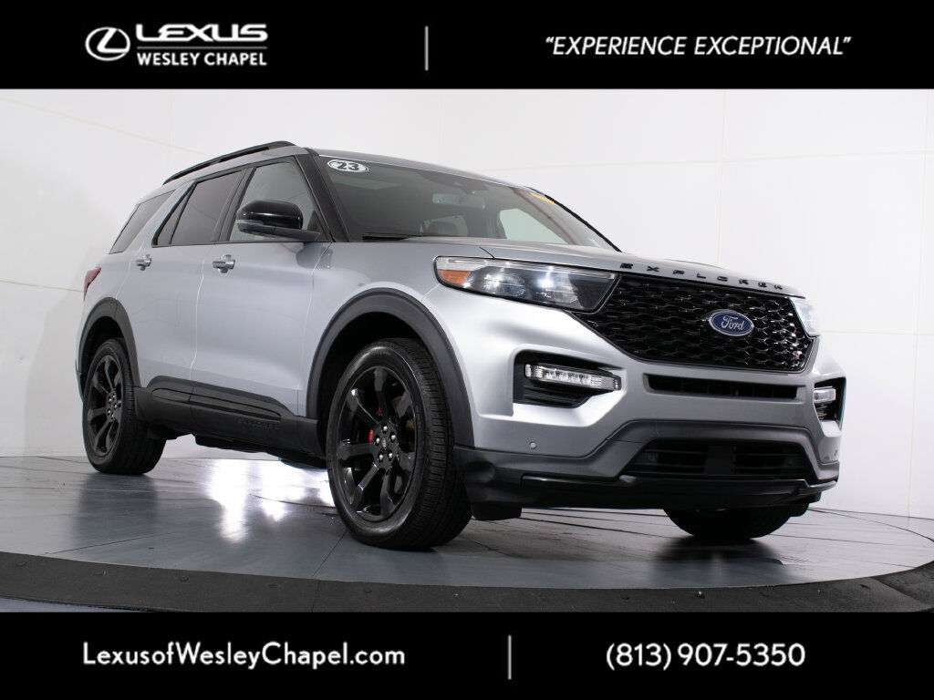 2023 FORD Explorer
