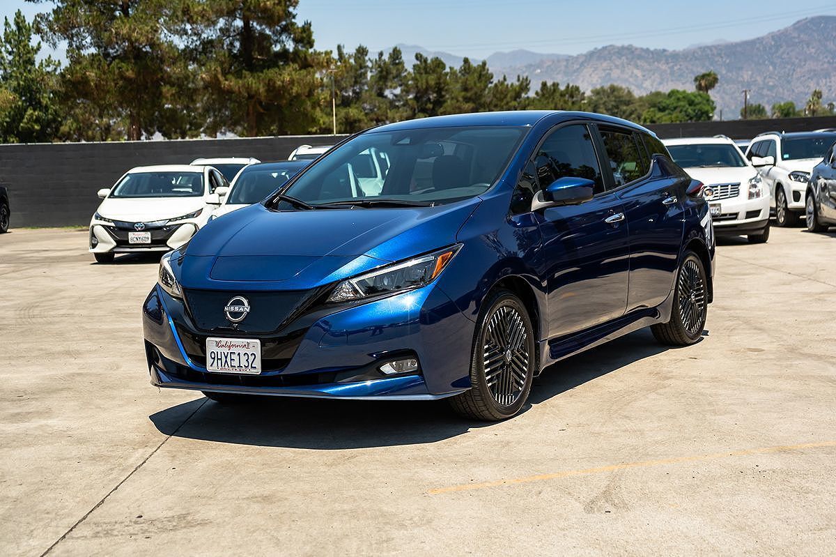 2024 NISSAN Leaf