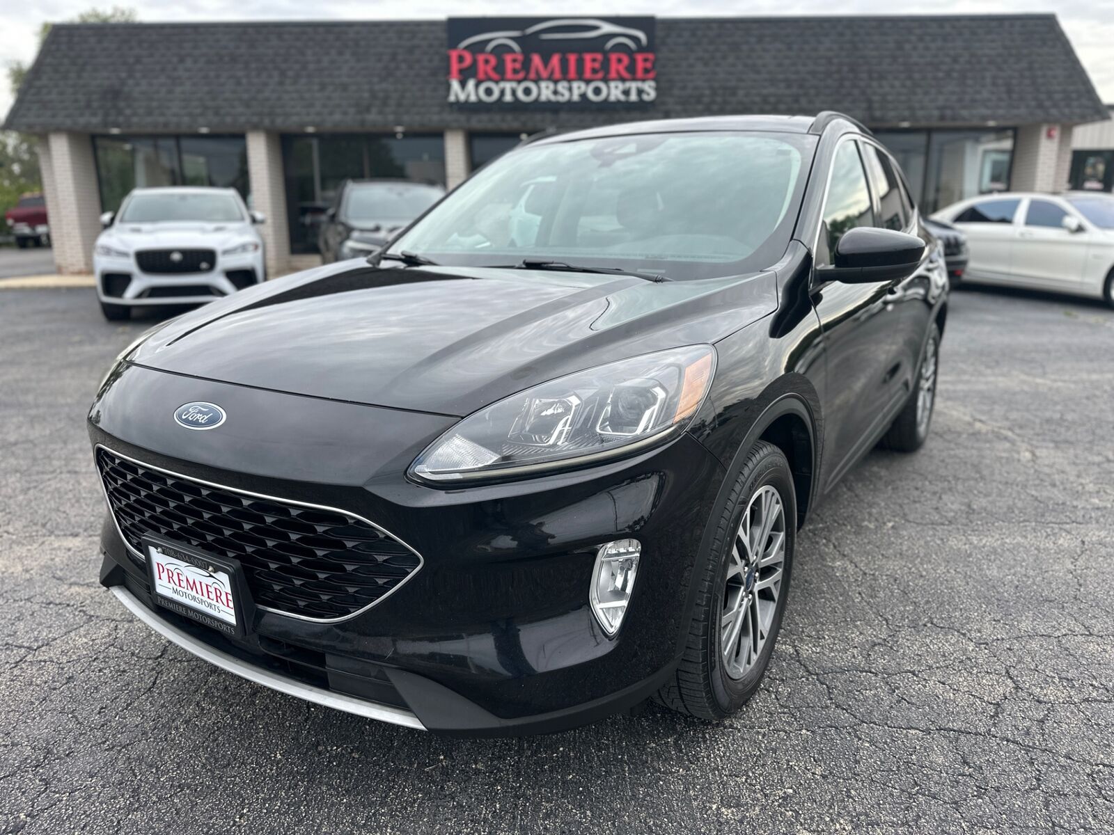 2020 FORD Escape