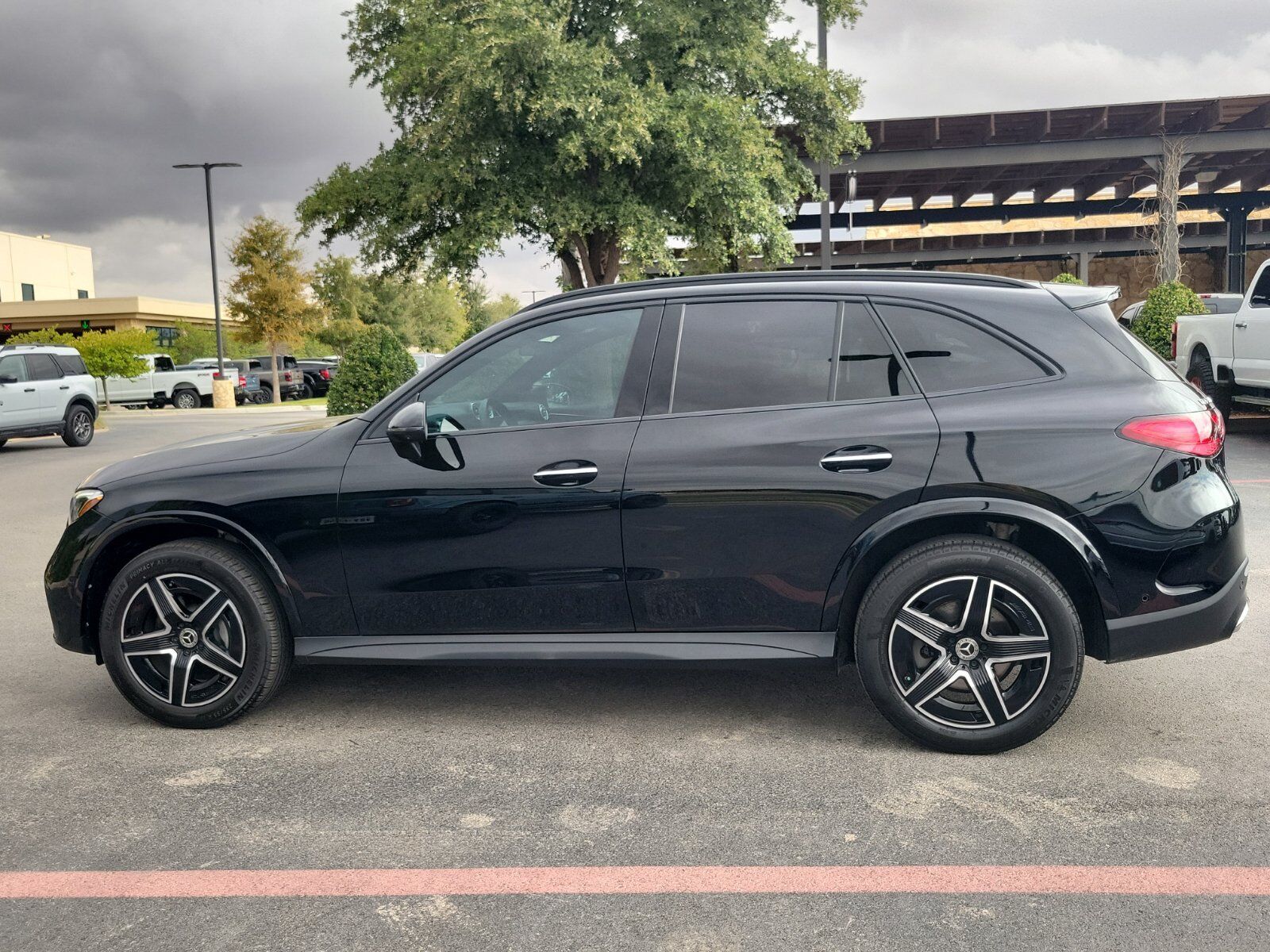 2025 Mercedes-Benz GLC-Class