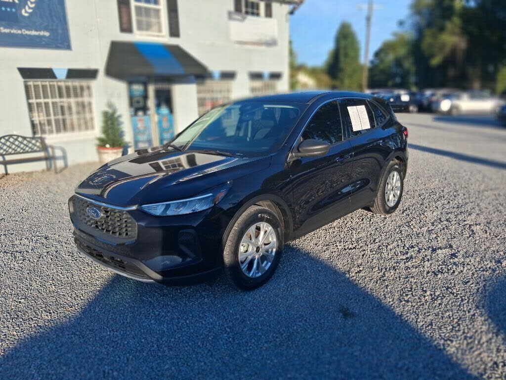 2023 FORD Escape