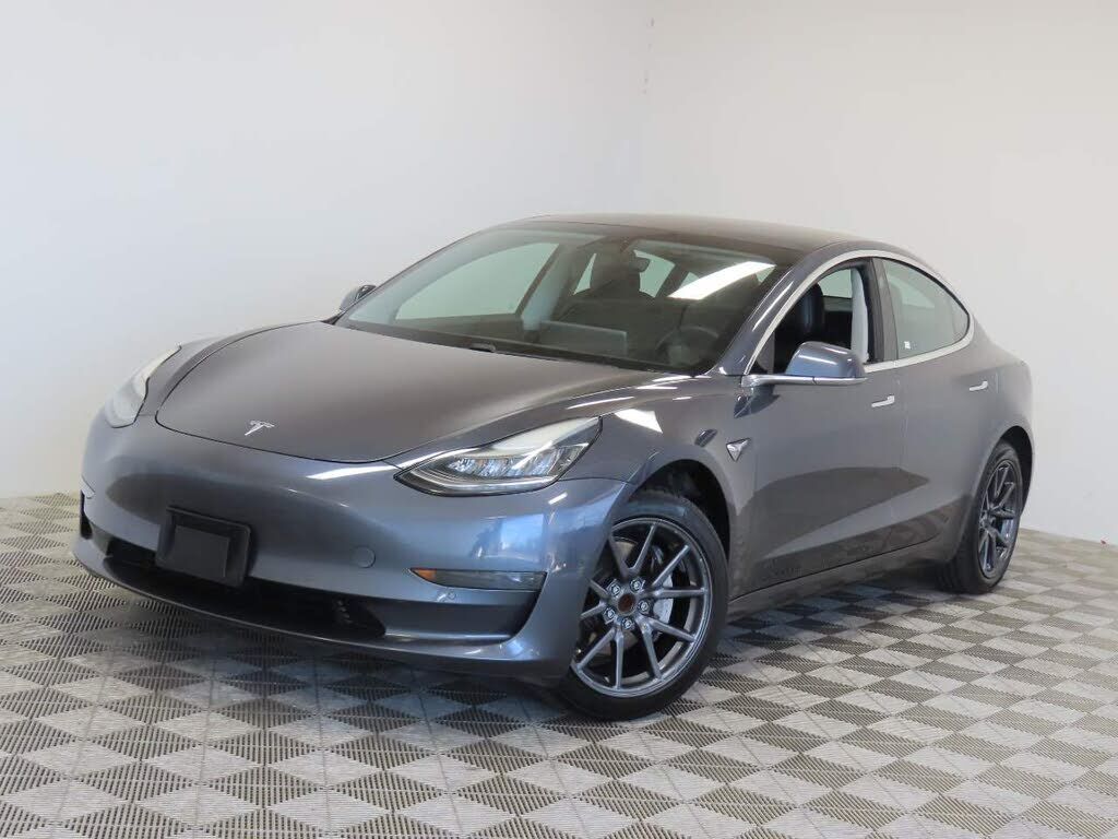2019 TESLA Model 3