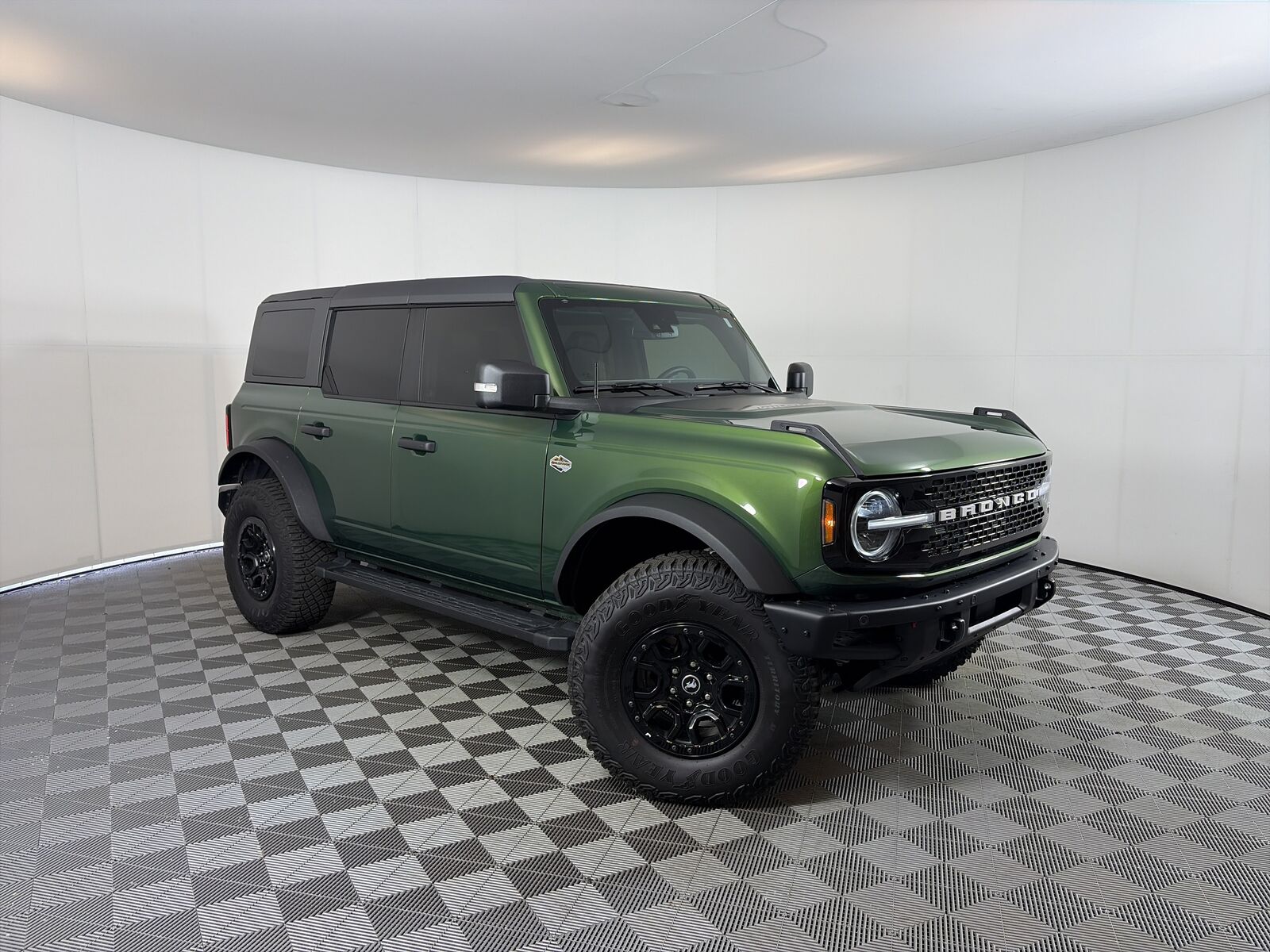 2024 FORD Bronco