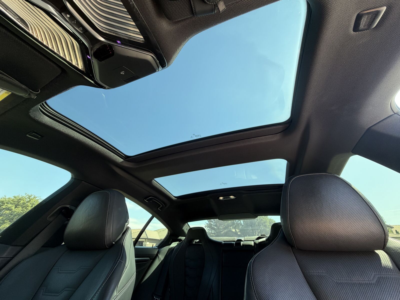 2023 BMW 840i