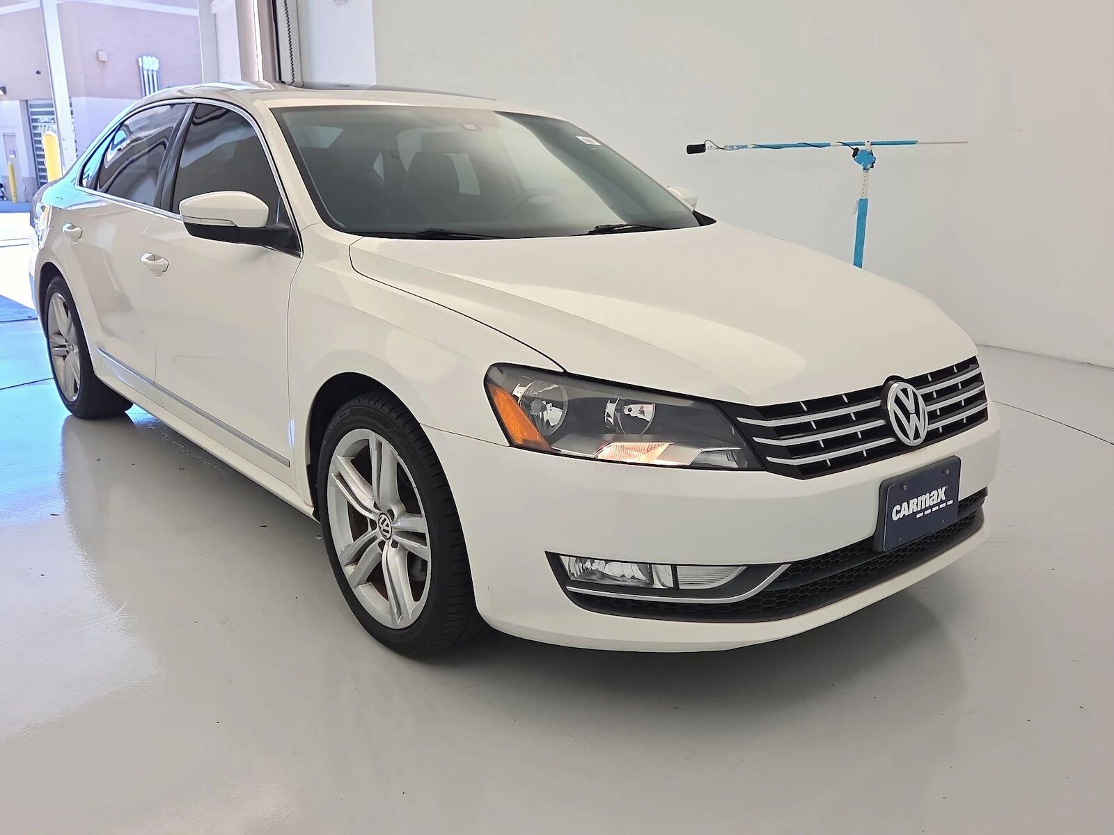 2015 VOLKSWAGEN Passat