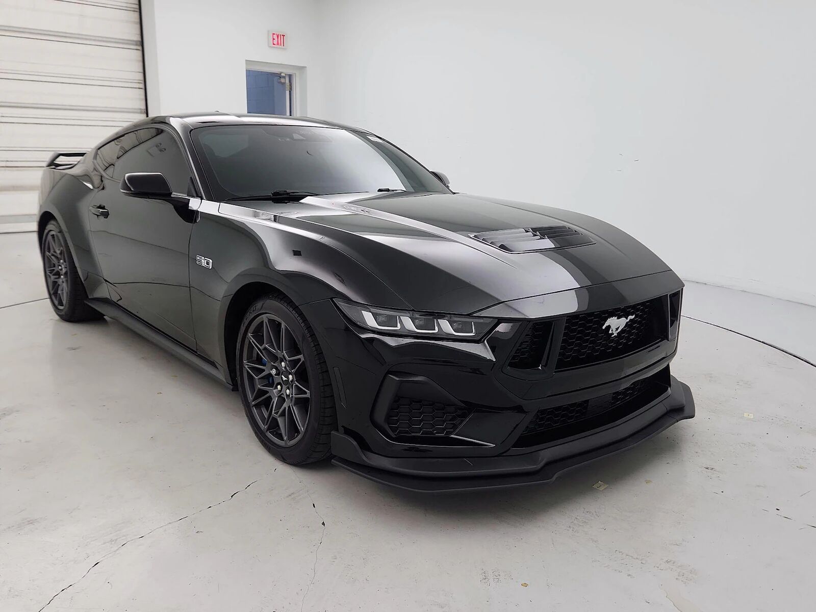2024 FORD Mustang