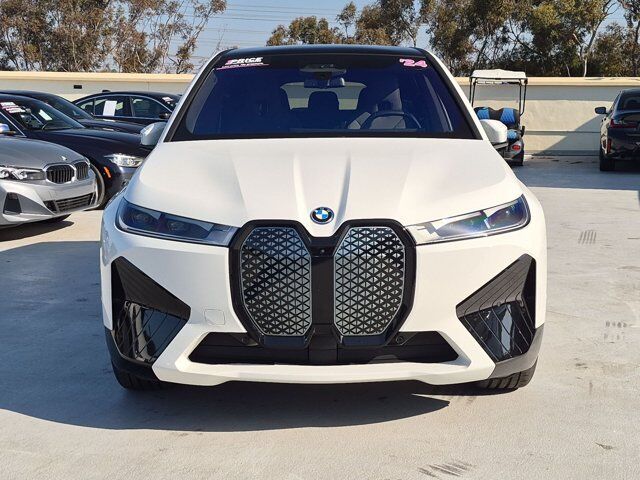 2024 BMW iX