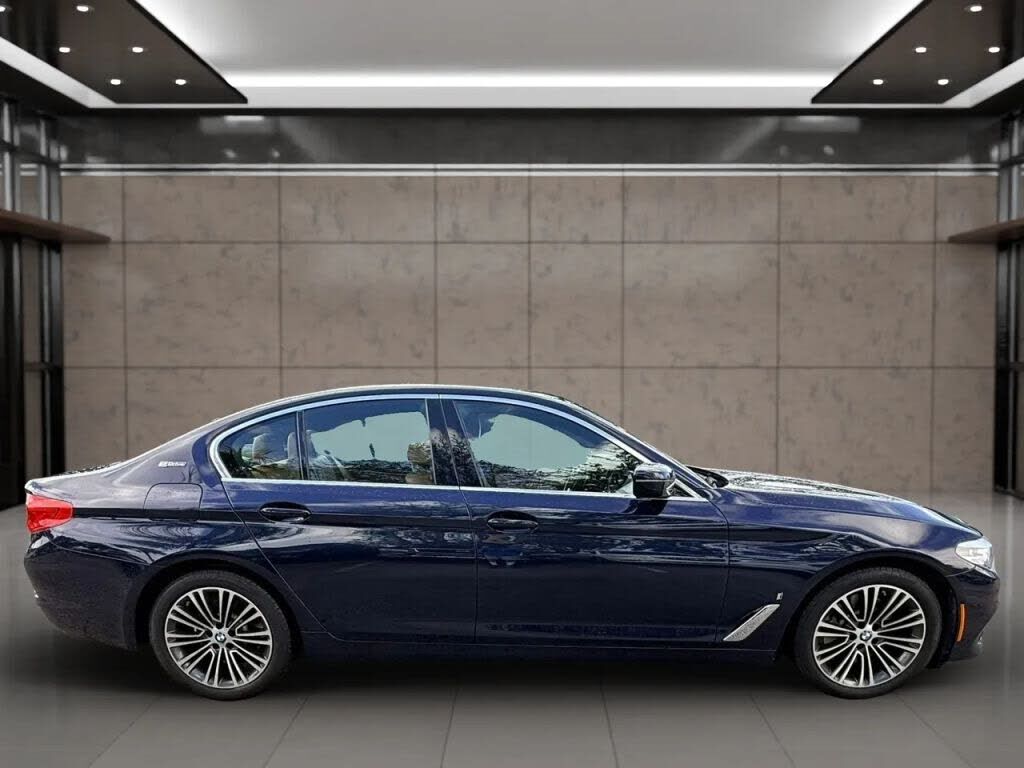 2019 BMW 530e