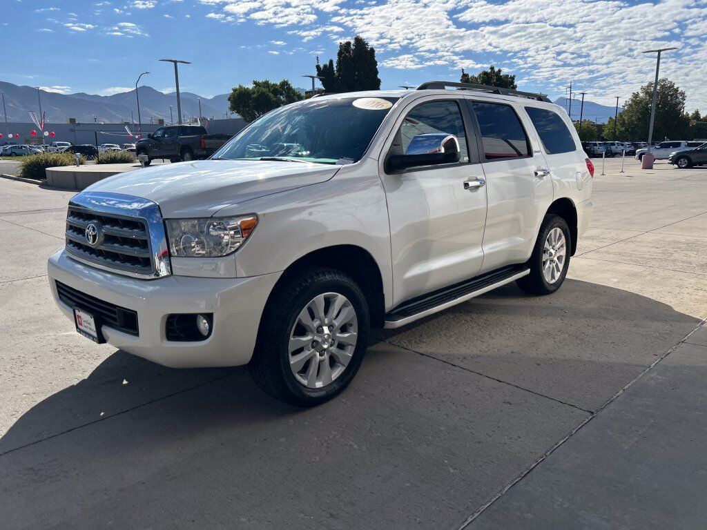 2016 TOYOTA Sequoia