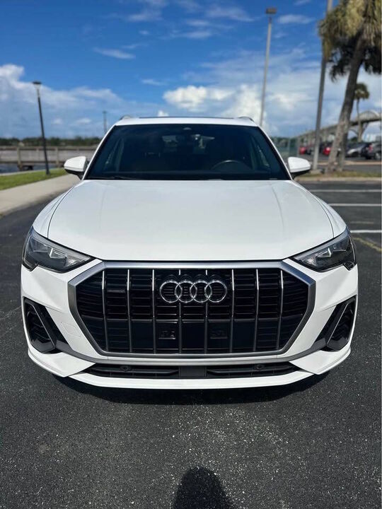 2021 AUDI Q3