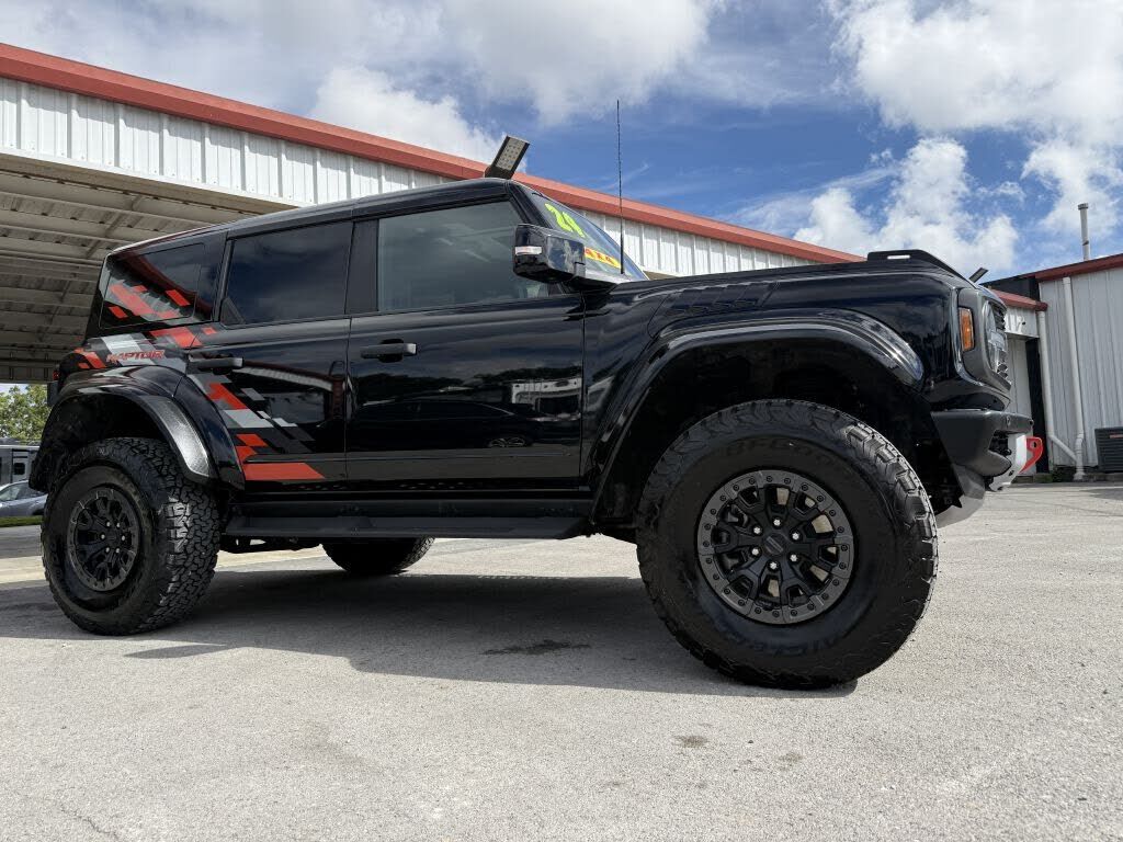 2024 FORD Bronco