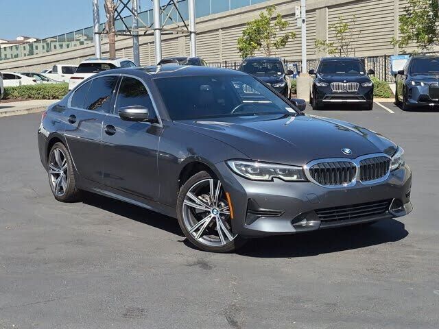 2022 BMW 330i