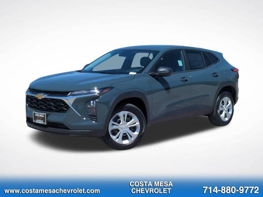 2026 CHEVROLET Trax