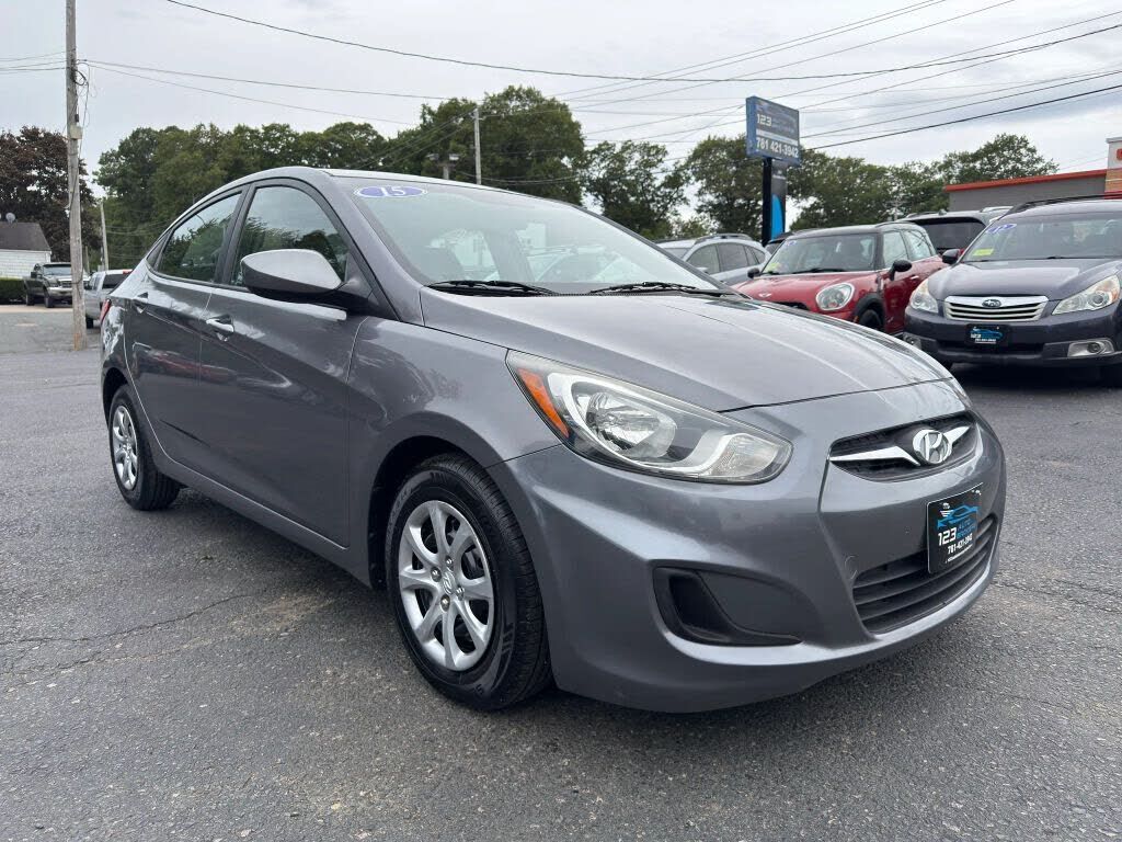 2014 HYUNDAI Accent
