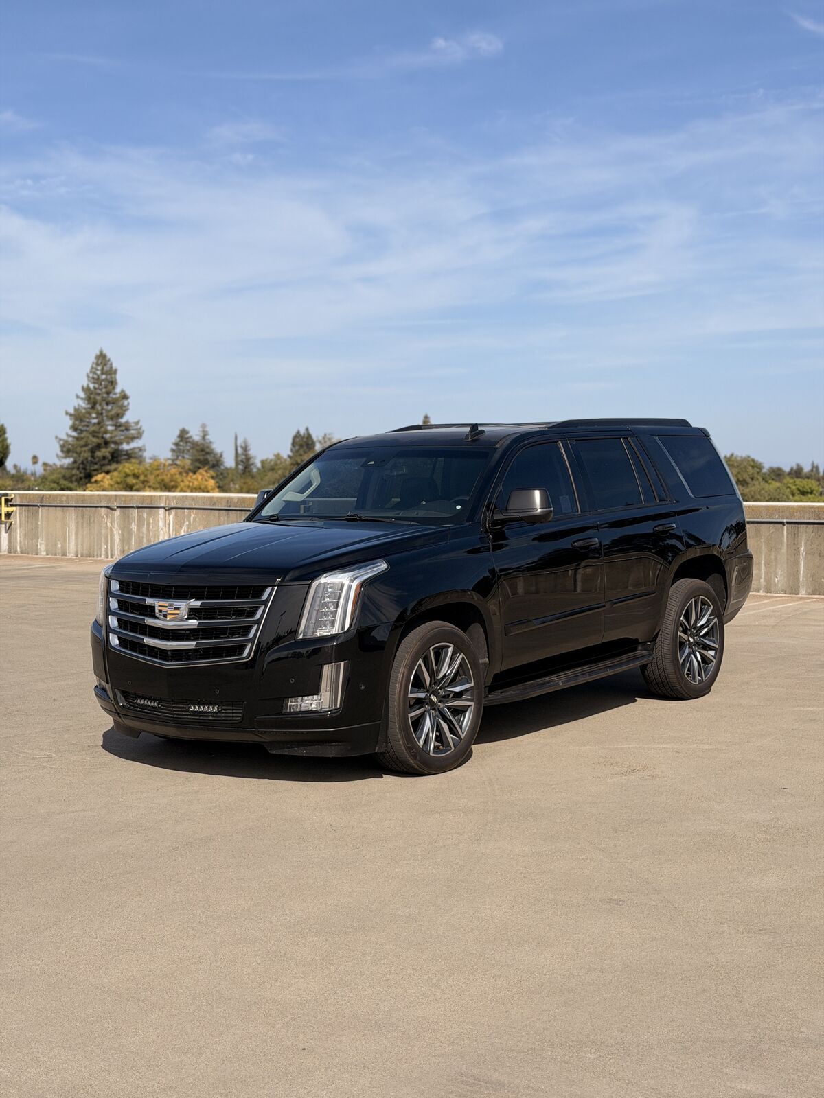 2017 CADILLAC Escalade