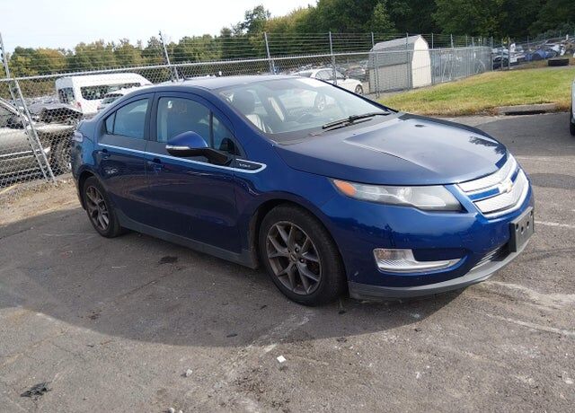 2013 CHEVROLET Volt