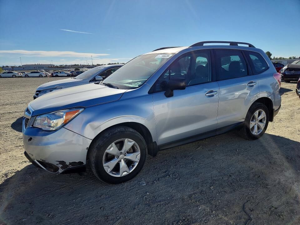 2016 SUBARU Forester