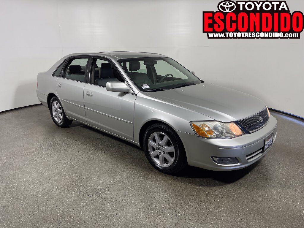 2001 TOYOTA Avalon