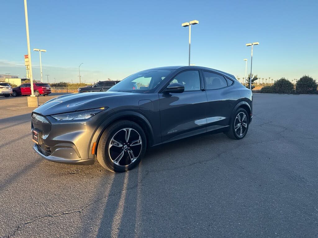 2021 FORD Mach-E