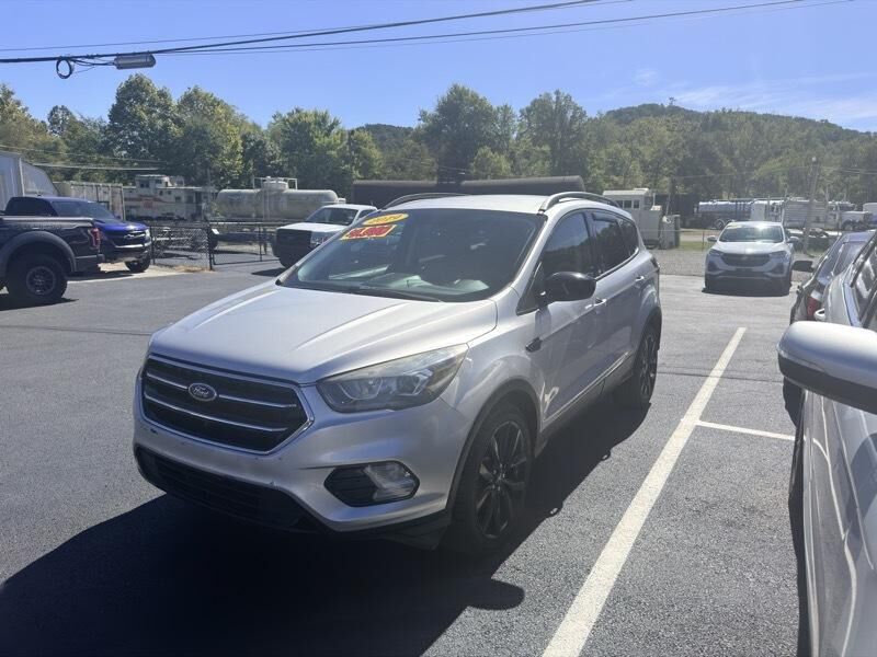 2019 FORD Escape