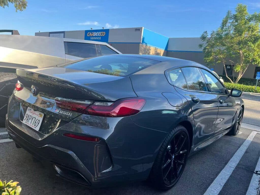 2022 BMW M850i