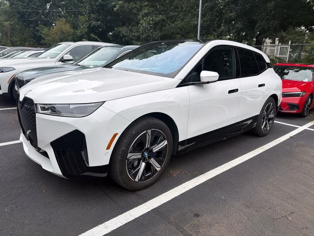 2023 BMW ix